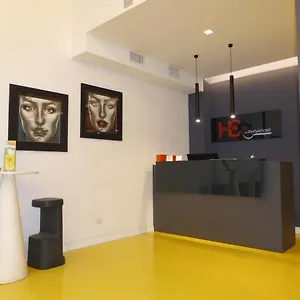 Correra 241 Lifestyle Neapel